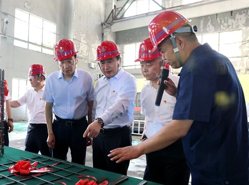 張文琪深入陜鋼集團調研并講授專題黨課 張文琪深入陜鋼集團調研并講授專題黨課