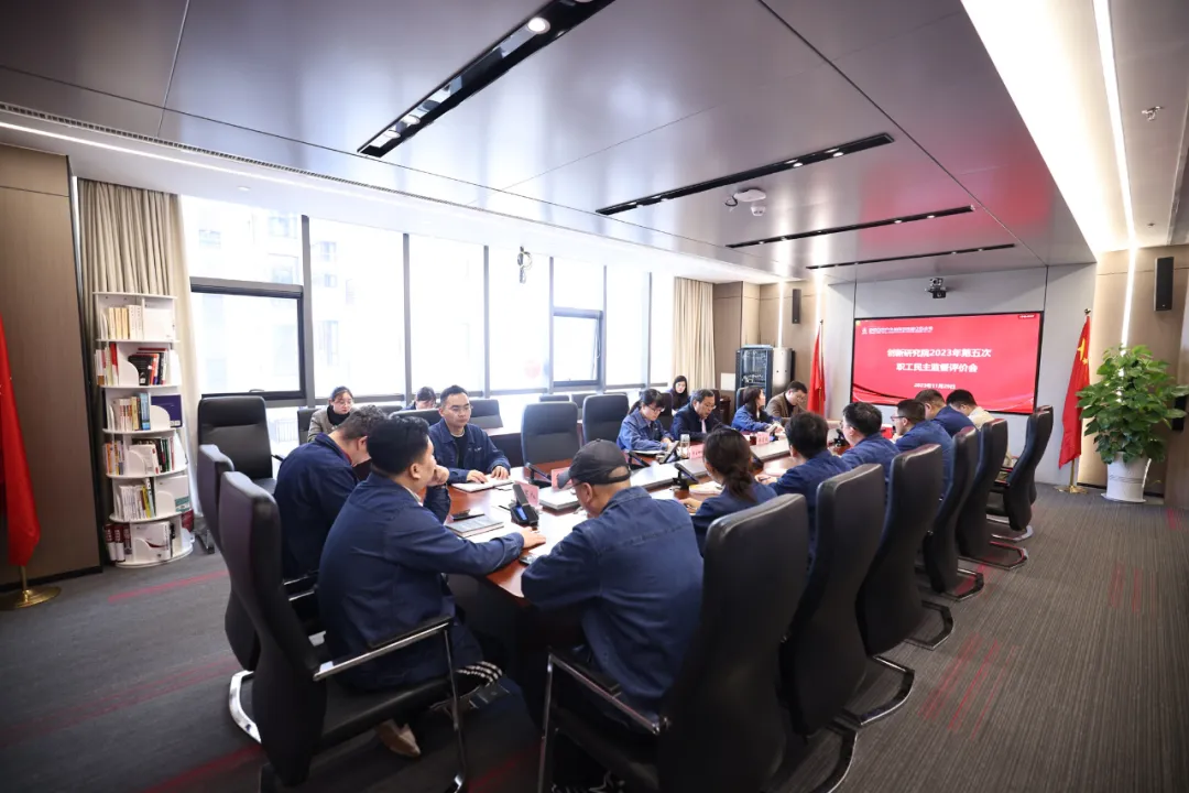 暖心舉措不斷檔 為職工托起穩穩的幸福 暖心舉措不斷檔 為職工托起穩穩的幸福