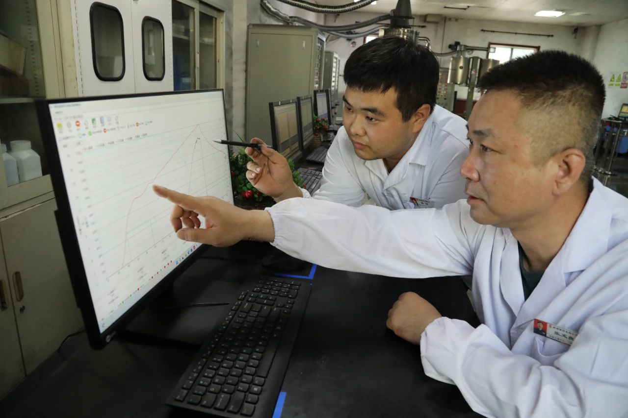 龍鋼公司參與起草的《GBT 44037-2024焦炭溶損率及溶損后強度試驗方法》正式發布 龍鋼公司參與起草的《GBT 44037-2024焦炭溶損率及溶損后強度試驗方法》正式發布