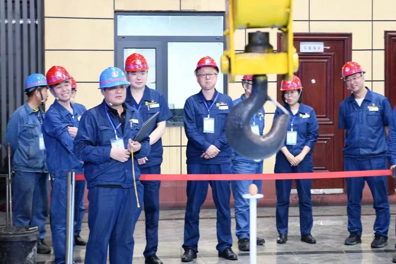 圍繞中心促發展 情系職工展未來 圍繞中心促發展 情系職工展未來