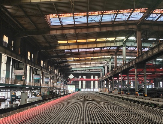 突破！龍鋼公司棒一線φ20mm三切分工藝開發(fā)成功