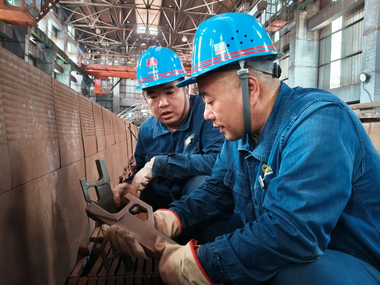 一線“金點(diǎn)子”點(diǎn)亮創(chuàng)效之路 一線“金點(diǎn)子”點(diǎn)亮創(chuàng)效之路