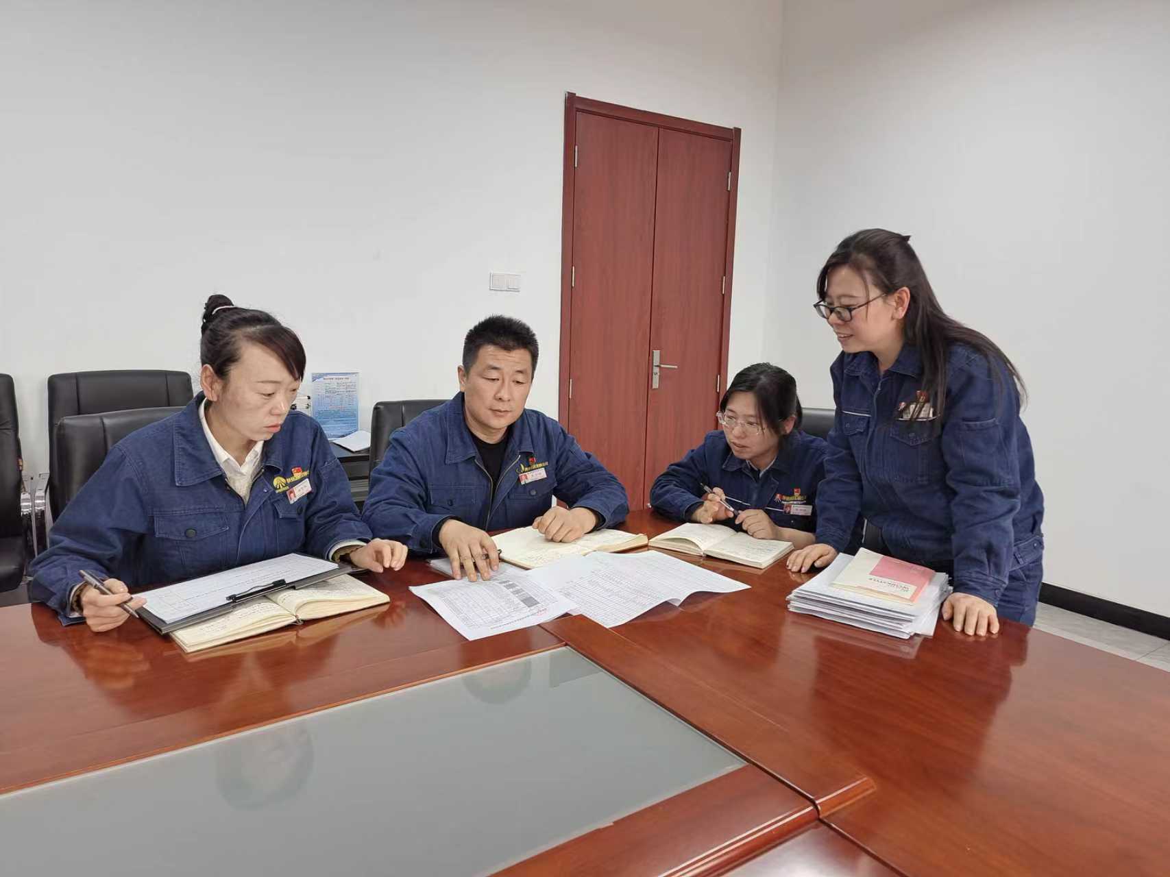 鍛造忠誠擔當“硬脊梁” 淬煉監督執紀“護航劍” 鍛造忠誠擔當“硬脊梁” 淬煉監督執紀“護航劍”